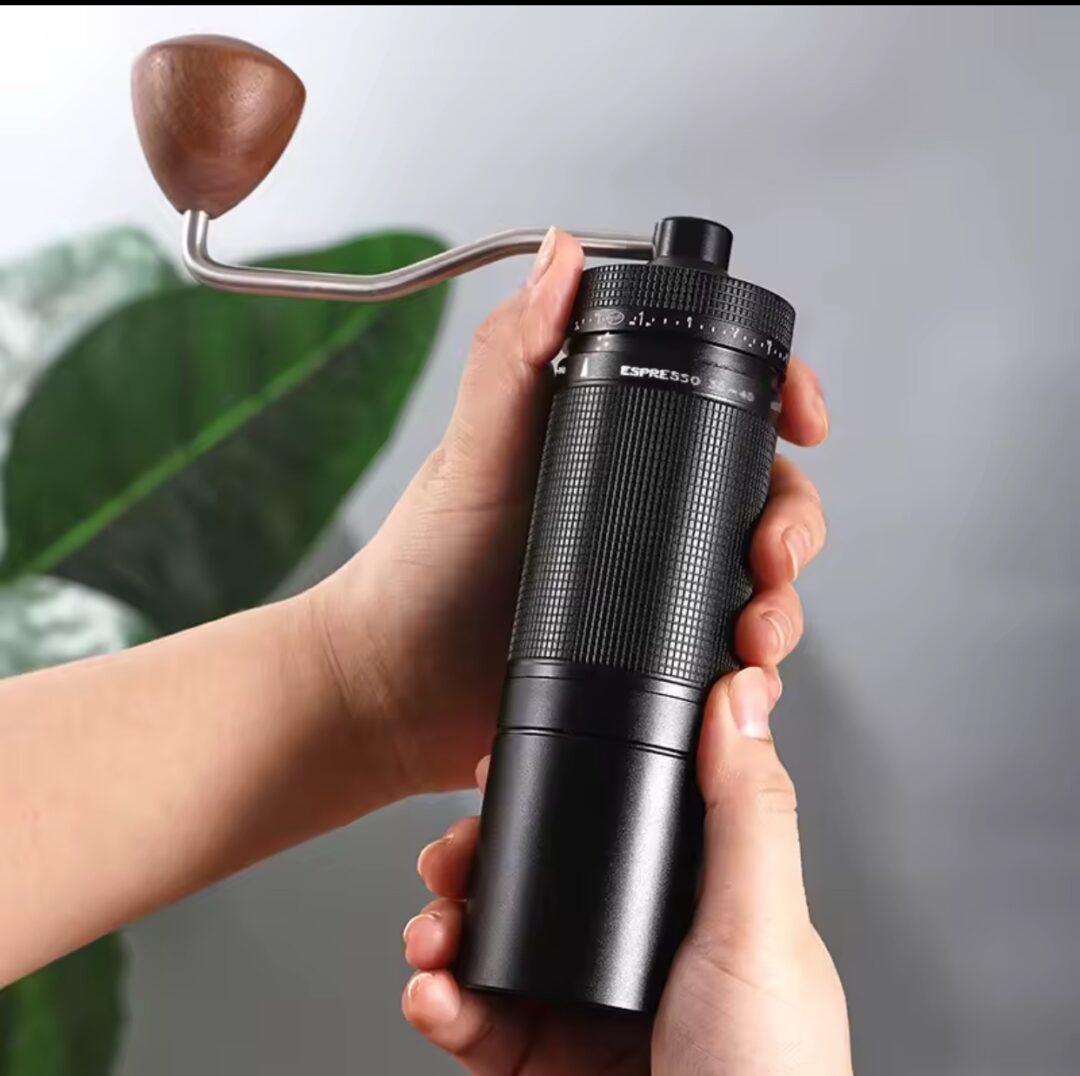 مطحنة قهوه يدويه (ترس فولاذ سباعى)